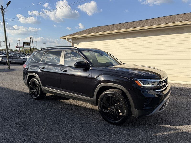 2022 Volkswagen Atlas V6 SE photo 2