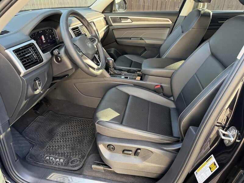 2022 Volkswagen Atlas V6 SE photo 17