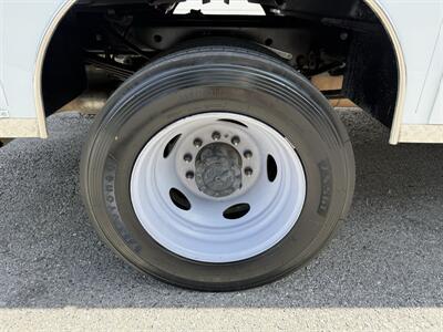 2023 Ford F-450 Super Duty XL   - Photo 33 - Nashville, TN 37210