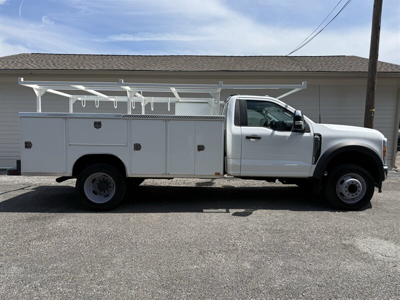 2023 Ford F-450 Super Duty XL   - Photo 1 - Nashville, TN 37210