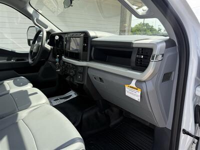 2023 Ford F-450 Super Duty XL   - Photo 23 - Nashville, TN 37210