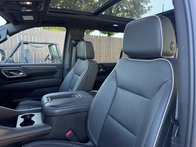 2023 GMC Yukon XL SLT - Photo 21 - Nashville, TN 37210