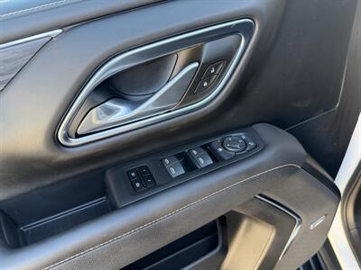 2023 GMC Yukon XL SLT - Photo 18 - Nashville, TN 37210