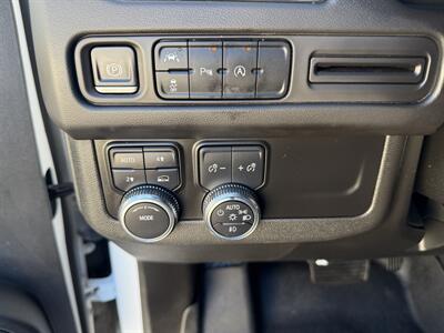 2023 GMC Yukon XL SLT - Photo 35 - Nashville, TN 37210