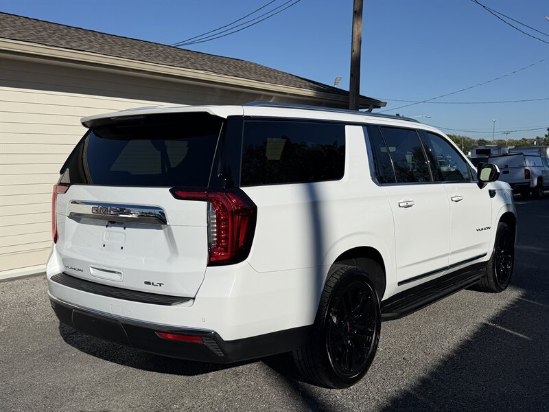 2023 GMC Yukon XL SLT - Photo 10 - Nashville, TN 37210