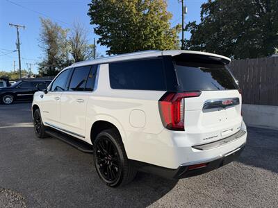 2023 GMC Yukon XL SLT - Photo 8 - Nashville, TN 37210