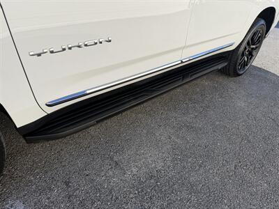 2023 GMC Yukon XL SLT - Photo 15 - Nashville, TN 37210