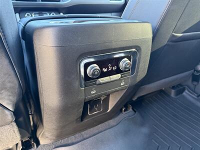 2023 GMC Yukon XL SLT - Photo 27 - Nashville, TN 37210