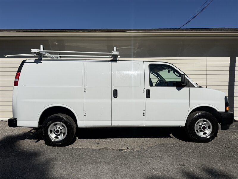 2023 GMC Savana 2500   - Photo 1 - Nashville, TN 37210