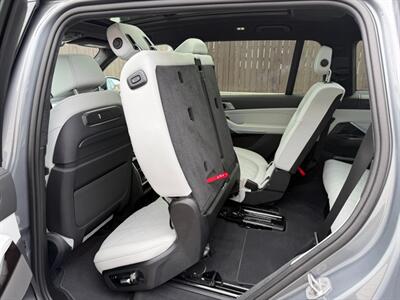 2024 BMW X7 xDrive40i - Photo 27 - Nashville, TN 37210