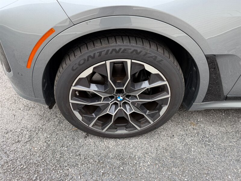 2024 BMW X7 xDrive40i - Photo 13 - Nashville, TN 37210