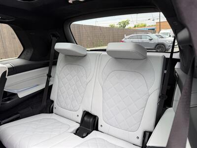 2024 BMW X7 xDrive40i - Photo 26 - Nashville, TN 37210