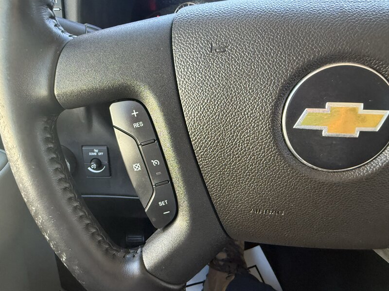 2021 Chevrolet Express 3500 - Photo 2 - Nashville, TN 37210