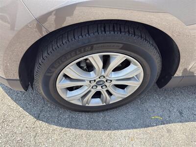 2019 Ford Edge Titanium   - Photo 11 - Nashville, TN 37210