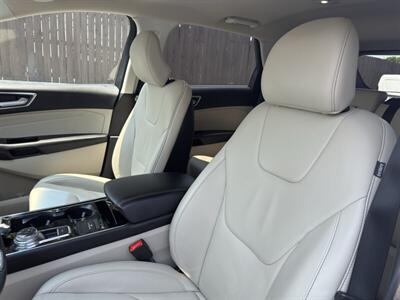 2019 Ford Edge Titanium   - Photo 14 - Nashville, TN 37210