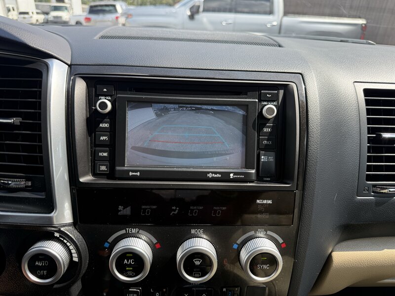 2019 Toyota Sequoia Platinum - Photo 7 - Nashville, TN 37210