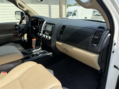 2019 Toyota Sequoia Platinum - Photo 44 - Nashville, TN 37210