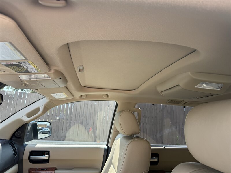 2019 Toyota Sequoia Platinum - Photo 19 - Nashville, TN 37210