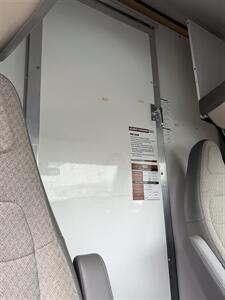 2021 Chevrolet Express 3500   - Photo 11 - Nashville, TN 37210