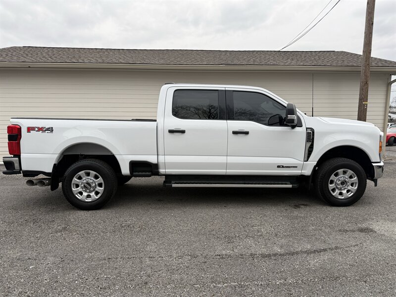 2023 Ford F-250 Super Duty XLT   - Photo 1 - Nashville, TN 37210