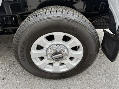 2023 Ford F-250 Super Duty XLT   - Photo 23 - Nashville, TN 37210