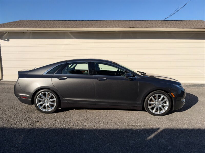 2016 Lincoln MKZ