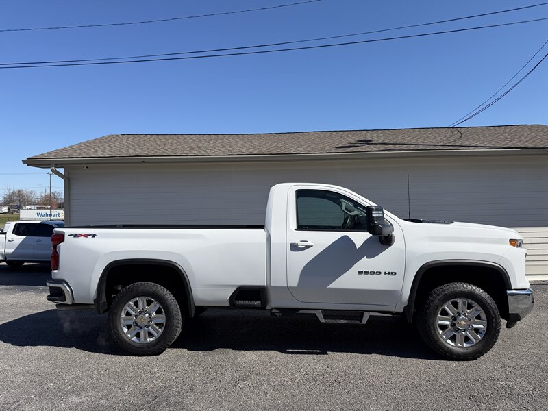2024 Chevrolet Silverado 2500 LT   - Photo 1 - Nashville, TN 37210