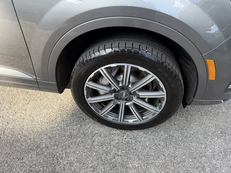 2017 Audi Q7 3.0T quattro Premium Plus - Photo 12 - Nashville, TN 37210