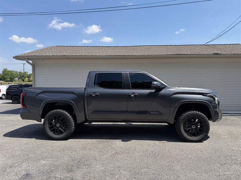 2026 Toyota Tundra Platinum   - Photo 1 - Nashville, TN 37210