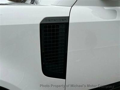 2024 Land Rover Defender 130 P400 X-Dynamic SE   - Photo 12 - Nashville, TN 37210