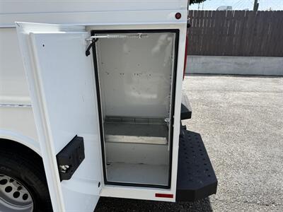 2023 Ford Transit 350 HD  AWD KNAPHEIDE KUV - Photo 13 - Nashville, TN 37210