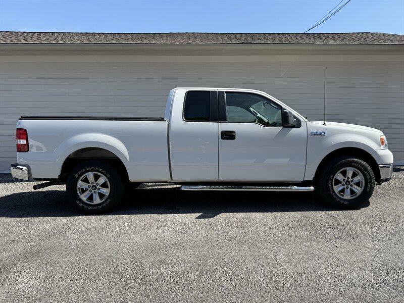 2005 Ford F-150 XLT   - Photo 1 - Nashville, TN 37210