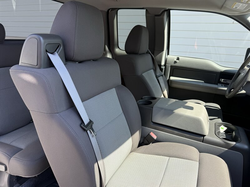 2005 Ford F-150 XLT - Photo 9 - Nashville, TN 37210