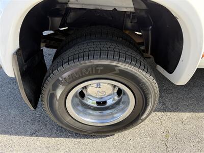 2006 Dodge Ram 3500 Laramie   - Photo 11 - Nashville, TN 37210
