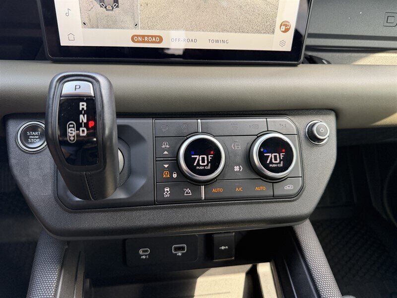 2021 Land Rover Defender 110 X-Dynamic HSE - Photo 36 - Nashville, TN 37210