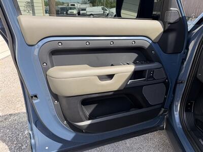 2021 Land Rover Defender 110 X-Dynamic HSE - Photo 15 - Nashville, TN 37210