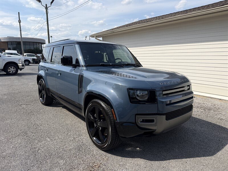2021 Land Rover Defender 110 X-Dynamic HSE - Photo 3 - Nashville, TN 37210