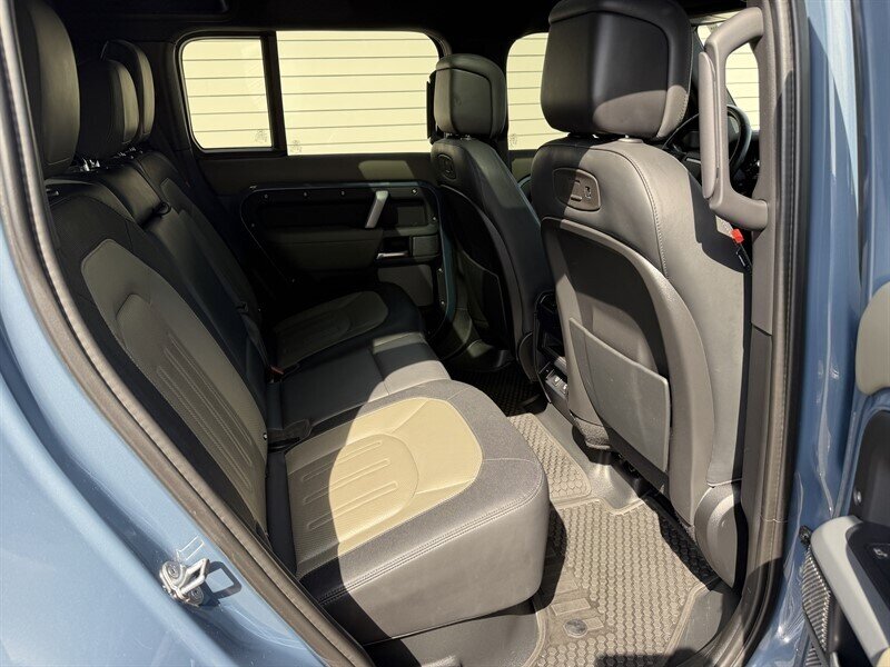 2021 Land Rover Defender 110 X-Dynamic HSE - Photo 28 - Nashville, TN 37210