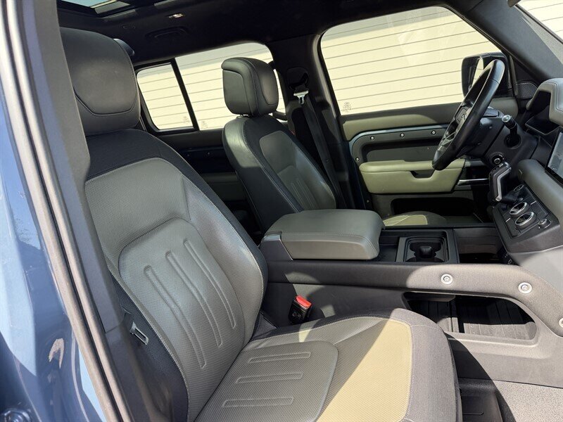 2021 Land Rover Defender 110 X-Dynamic HSE - Photo 31 - Nashville, TN 37210