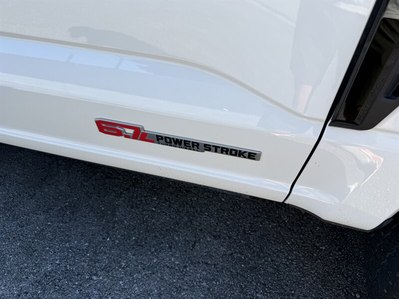 2025 Ford F-250 Super Duty Platinum - Photo 7 - Nashville, TN 37210