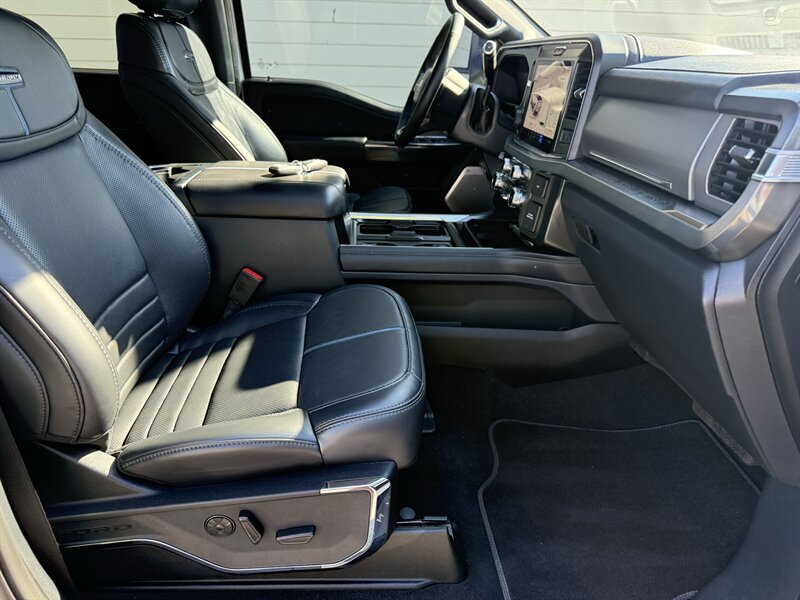 2025 Ford F-250 Super Duty Platinum - Photo 6 - Nashville, TN 37210