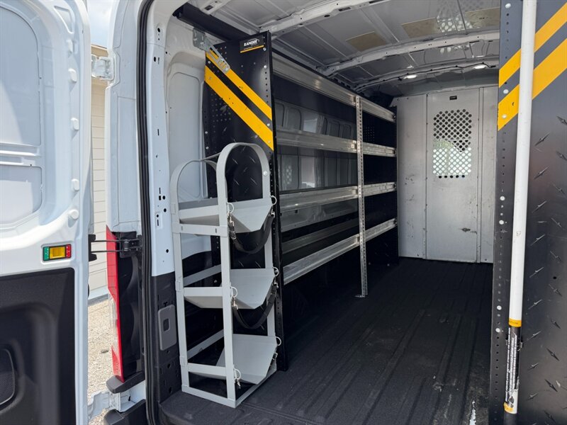 2023 Ford Transit 350 - Photo 24 - Nashville, TN 37210
