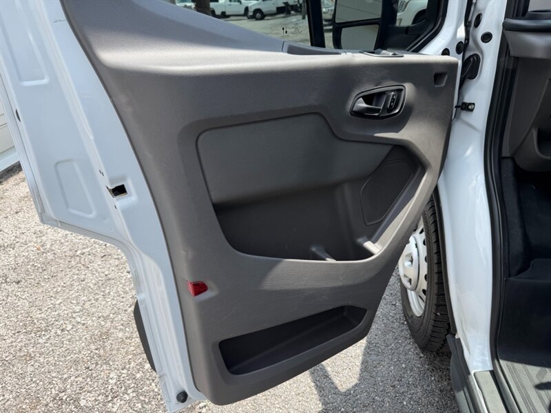 2023 Ford Transit 350 - Photo 14 - Nashville, TN 37210