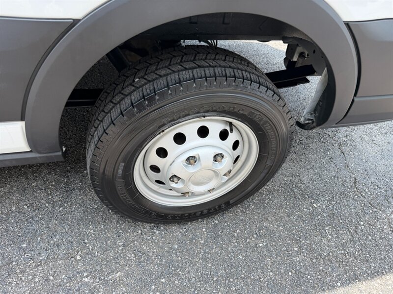 2023 Ford Transit 350 - Photo 13 - Nashville, TN 37210