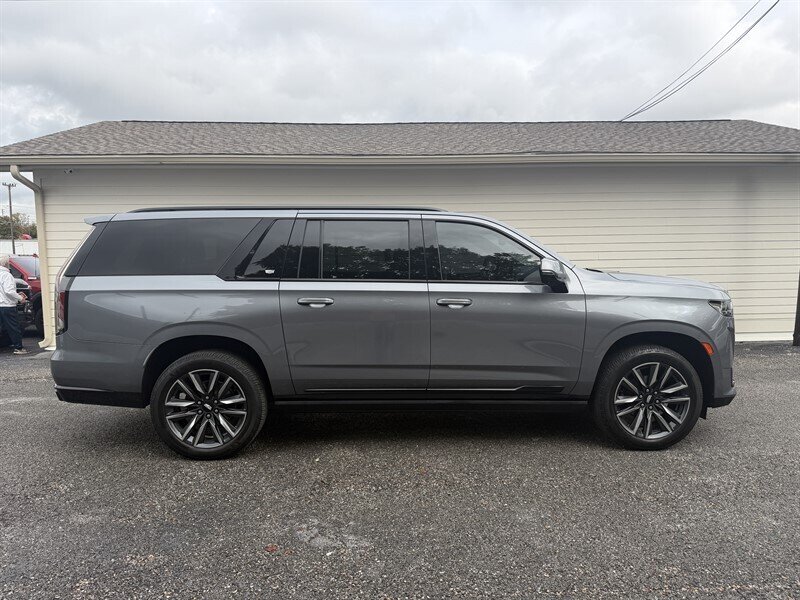 2021 Cadillac Escalade ESV Sport