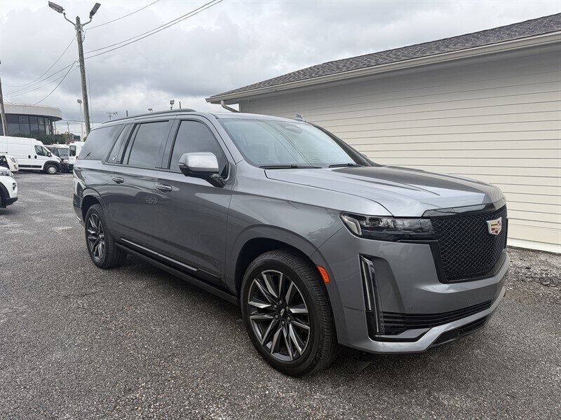 2021 Cadillac Escalade ESV Sport - Photo 2 - Nashville, TN 37210