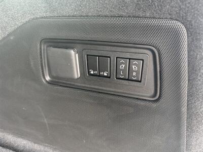 2021 Cadillac Escalade ESV Sport - Photo 30 - Nashville, TN 37210