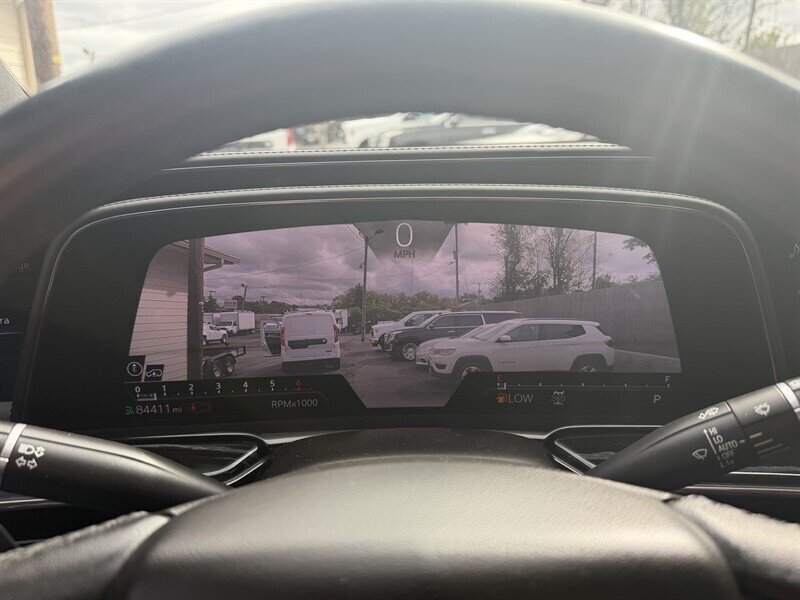 2021 Cadillac Escalade ESV Sport - Photo 38 - Nashville, TN 37210