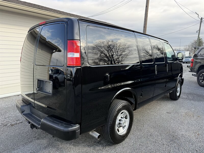 2023 Chevrolet Express 3500 - Photo 20 - Nashville, TN 37210