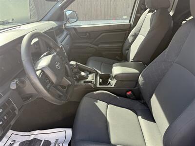 2024 Toyota Tacoma SR - Photo 17 - Nashville, TN 37210